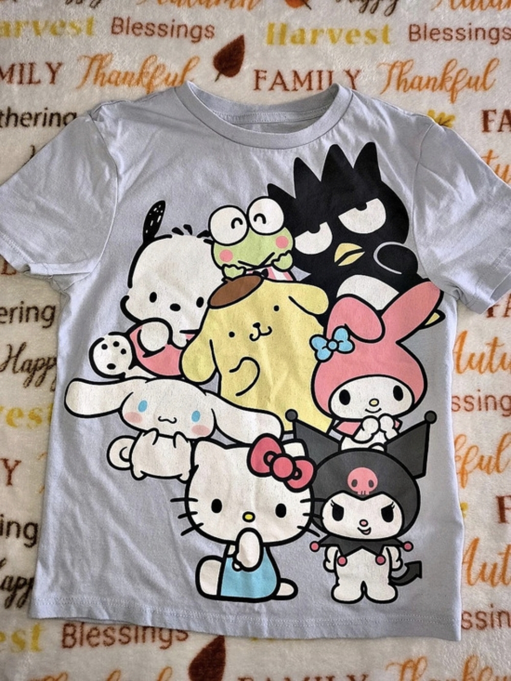 Hello Kitty Sanrio Hello Kitty & Friends Graphic Tee Size Small (7/8)